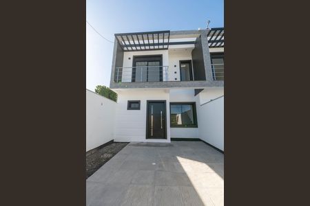 Casa à venda com 100m², 3 quartos e 2 vagas