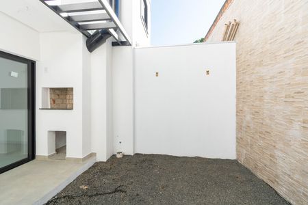 Casa à venda com 100m², 3 quartos e 2 vagas