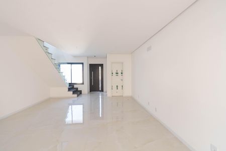 Casa à venda com 100m², 3 quartos e 2 vagas