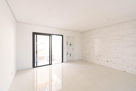 Casa à venda com 100m², 3 quartos e 2 vagas