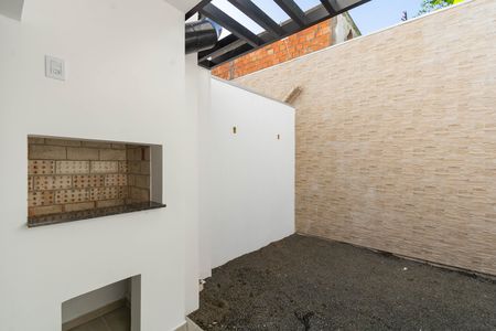 Casa à venda com 100m², 3 quartos e 2 vagas