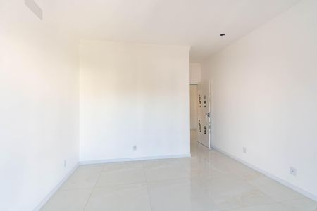 Casa à venda com 100m², 3 quartos e 2 vagas