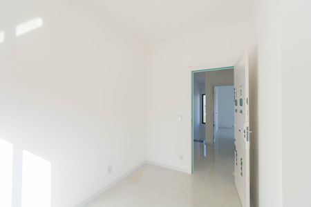 Casa à venda com 100m², 3 quartos e 2 vagas