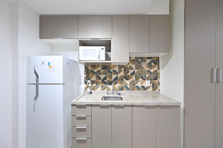 Cozinha de kitnet/studio para alugar com 1 quarto, 23m² em Vila Clementino, São Paulo