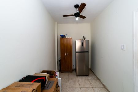 Apartamento à venda com 58m², 2 quartos e sem vaga Apartamento à venda com 58m², 2 quartos e sem vagaQuarto de Serviço