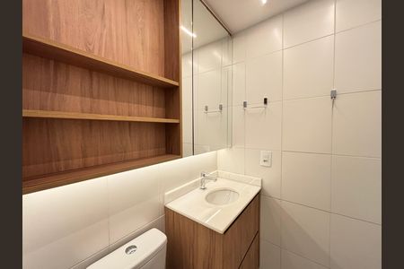 Apartamento para alugar com 26m², 1 quarto e sem vaga Apartamento para alugar com 26m², 1 quarto e sem vagaBanheiro da Suíte
