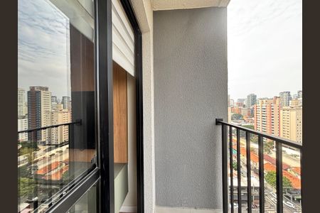 Apartamento para alugar com 26m², 1 quarto e sem vagaVaranda