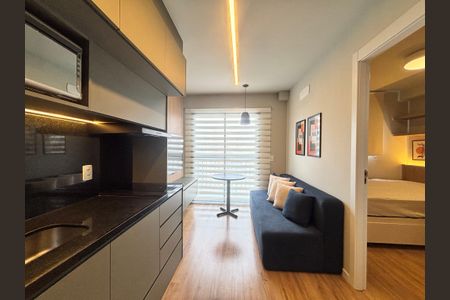 Sala/Cozinha de apartamento para alugar com 1 quarto, 26m² em Vila Olímpia, São Paulo