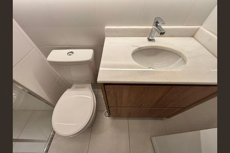 Apartamento para alugar com 26m², 1 quarto e sem vagaBanheiro da Suíte