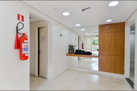 Apartamento à venda com 49m², 2 quartos e 1 vaga Apartamento à venda com 49m², 2 quartos e 1 vagaHall Social