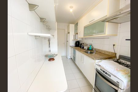 Apartamento à venda com 107m², 3 quartos e 2 vagasCozinha