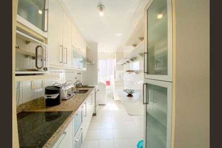 Apartamento à venda com 107m², 3 quartos e 2 vagasCozinha