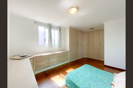 Apartamento à venda com 107m², 3 quartos e 2 vagasSuíte