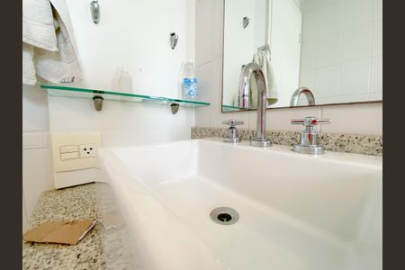 Apartamento à venda com 107m², 3 quartos e 2 vagasSuíte