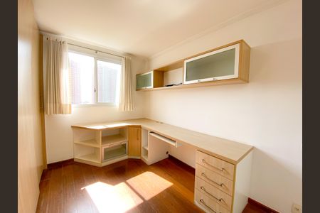 Apartamento à venda com 107m², 3 quartos e 2 vagasQuarto 3