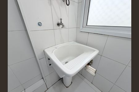 Apartamento para alugar com 64m², 3 quartos e 1 vagaÁrea de Serviço