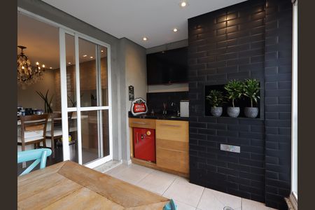 Apartamento à venda com 223m², 3 quartos e 4 vagasVaranda gourmet