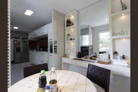 Apartamento à venda com 223m², 3 quartos e 4 vagasCopa