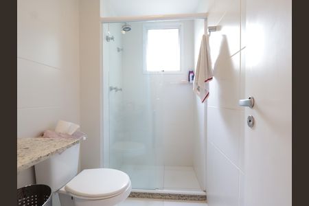 Apartamento à venda com 223m², 3 quartos e 4 vagasBanheiro da Suíte 2