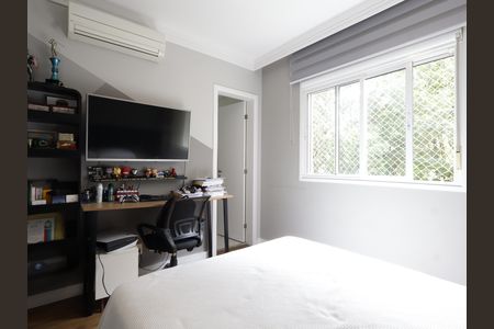 Apartamento à venda com 223m², 3 quartos e 4 vagasSuíte 1