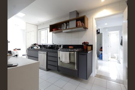 Apartamento à venda com 223m², 3 quartos e 4 vagasCozinha