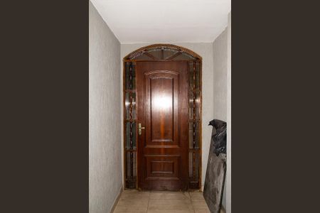 Casa à venda com 120m², 3 quartos e 2 vagasCorredor