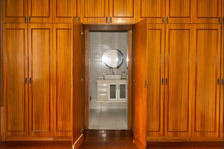 Casa à venda com 120m², 3 quartos e 2 vagasSuite 1