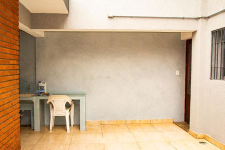 Casa à venda com 120m², 3 quartos e 2 vagasQuintal