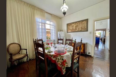 Casa à venda com 480m², 5 quartos e 2 vagas
