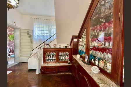 Casa à venda com 480m², 5 quartos e 2 vagas