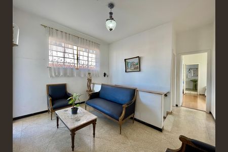 Casa à venda com 480m², 5 quartos e 2 vagas