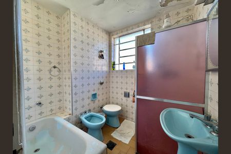 Casa à venda com 480m², 5 quartos e 2 vagas