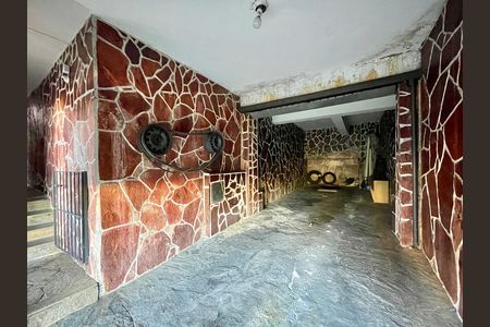 Casa à venda com 480m², 5 quartos e 2 vagas