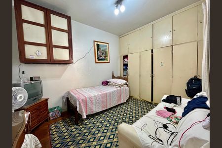 Casa à venda com 480m², 5 quartos e 2 vagas