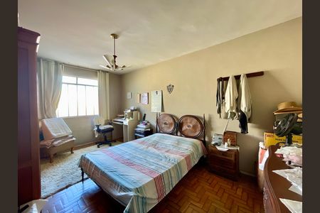 Casa à venda com 5 quartos, 480m² em Santa Tereza, Belo Horizonte