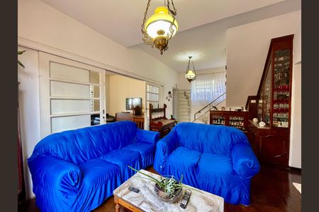 Casa à venda com 480m², 5 quartos e 2 vagas