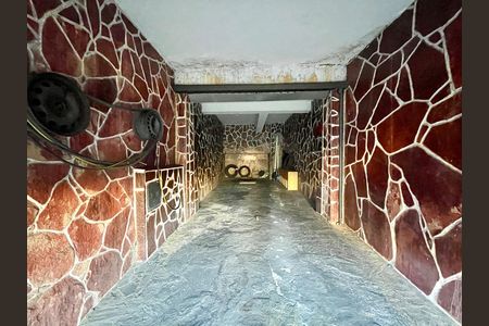 Casa à venda com 480m², 5 quartos e 2 vagas