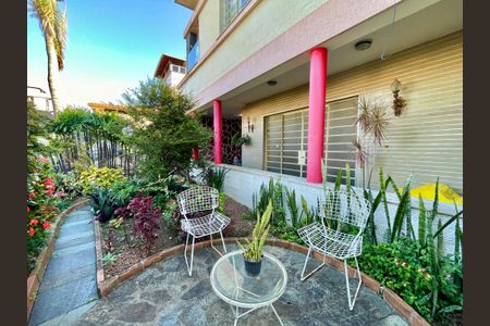 Casa à venda com 5 quartos, 480m² em Santa Tereza, Belo Horizonte