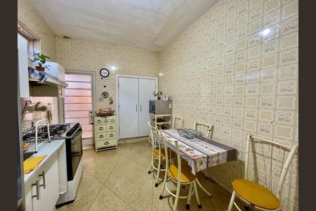 Casa à venda com 480m², 5 quartos e 2 vagas