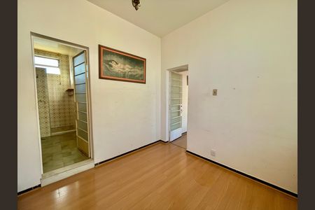 Casa à venda com 480m², 5 quartos e 2 vagas