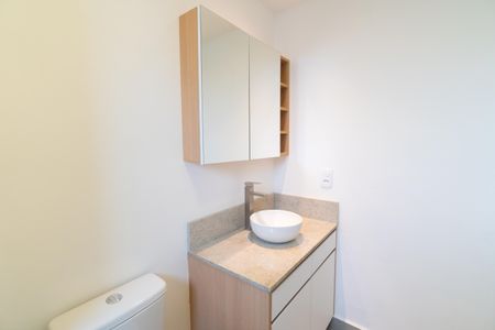 Banheiro da Suíte de apartamento para alugar com 1 quarto, 29m² em Chácara Inglesa, São Paulo