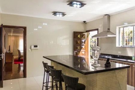 Casa à venda com 3 quartos, 580m² em Lauzane Paulista, São Paulo