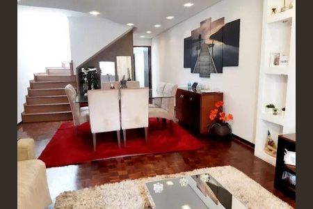 Casa à venda com 3 quartos, 580m² em Lauzane Paulista, São Paulo