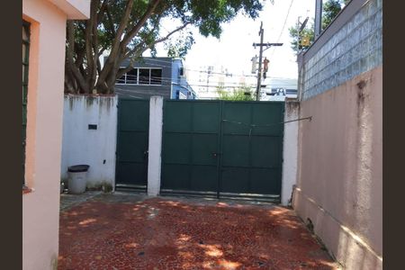 Casa à venda com 2 quartos, 304m² em Bela Aliança, São Paulo