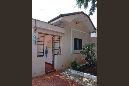 Casa à venda com 304m², 2 quartos e 5 vagas
