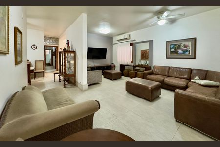 Casa à venda com 7 quartos, 420m² em Cidade Nova, Belo Horizonte