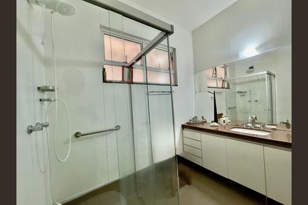 Casa à venda com 7 quartos, 420m² em Cidade Nova, Belo Horizonte