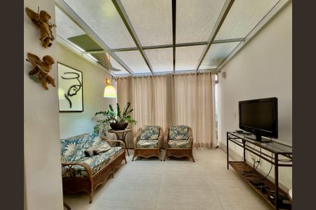 Casa à venda com 7 quartos, 420m² em Cidade Nova, Belo Horizonte