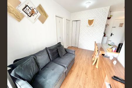 Apartamento à venda com 42m², 2 quartos e 1 vaga Apartamento à venda com 42m², 2 quartos e 1 vagaSala