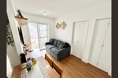 Apartamento à venda com 42m², 2 quartos e 1 vaga Apartamento à venda com 42m², 2 quartos e 1 vagaSala